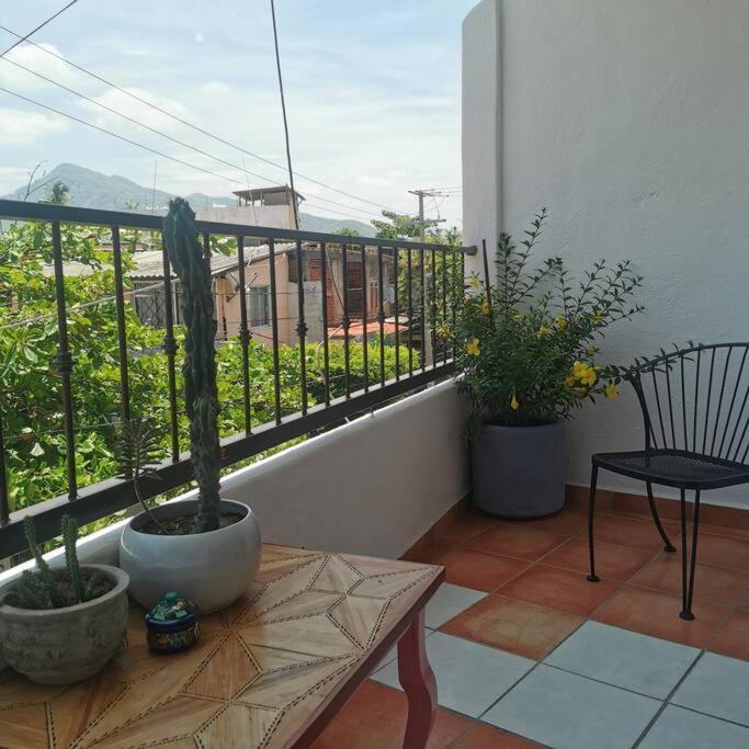 1 Bedroom Apt With Ac , Tv , Wi-Fi Near Dt And Beach Zihuatanejo Exterior photo