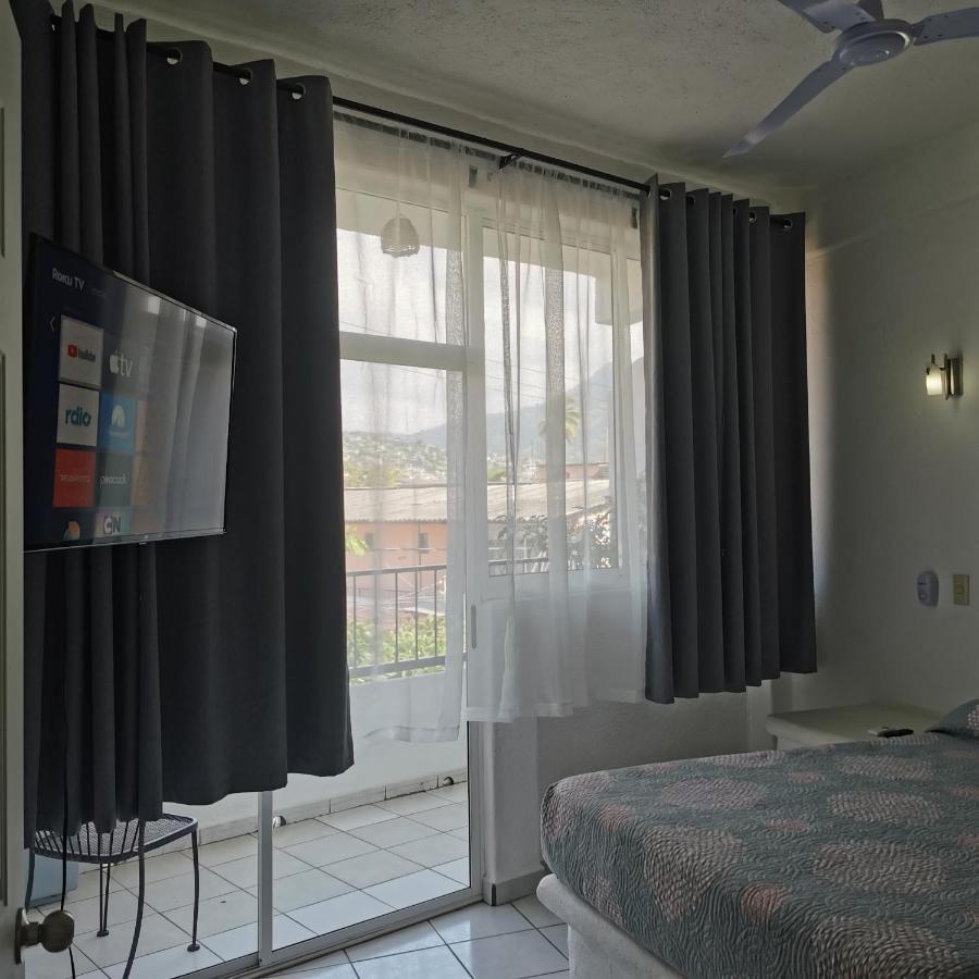 1 Bedroom Apt With Ac , Tv , Wi-Fi Near Dt And Beach Zihuatanejo Exterior photo