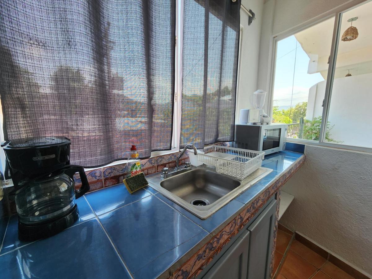 1 Bedroom Apt With Ac , Tv , Wi-Fi Near Dt And Beach Zihuatanejo Exterior photo