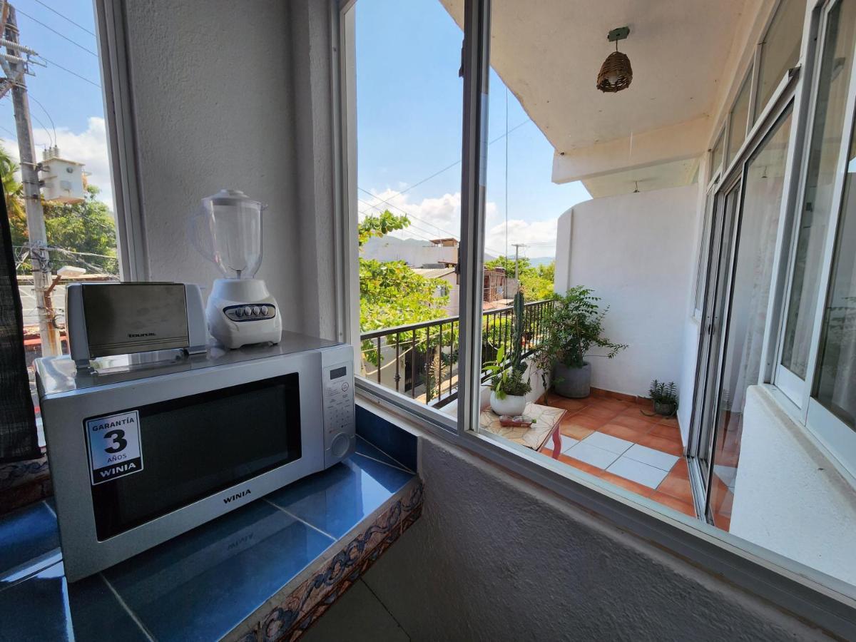 1 Bedroom Apt With Ac , Tv , Wi-Fi Near Dt And Beach Zihuatanejo Exterior photo