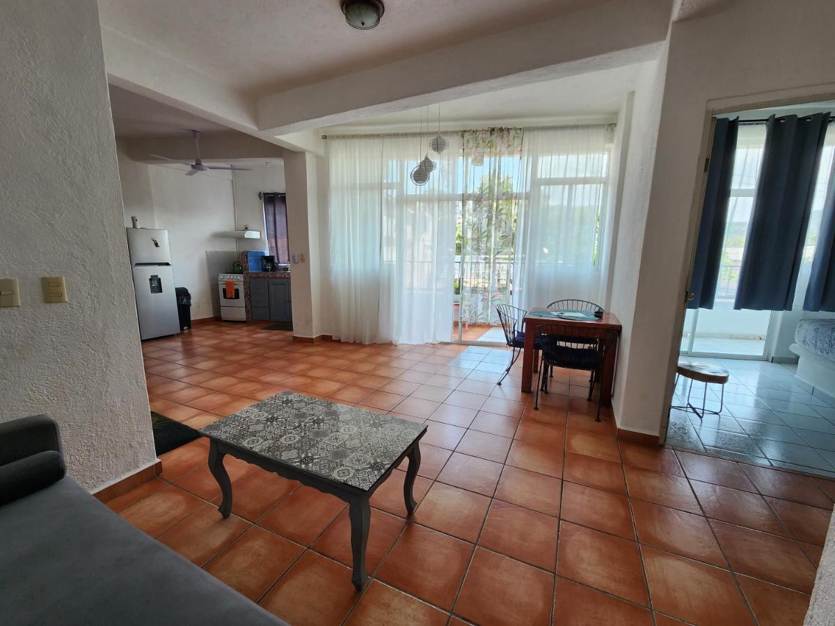 1 Bedroom Apt With Ac , Tv , Wi-Fi Near Dt And Beach Zihuatanejo Exterior photo